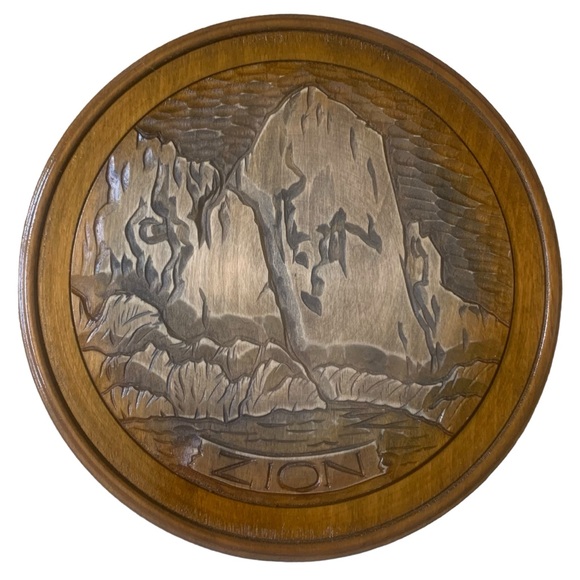 Vintage Hand Carved Zion National Park Wooden Decorative Wall Plate - Picture 1 of 5